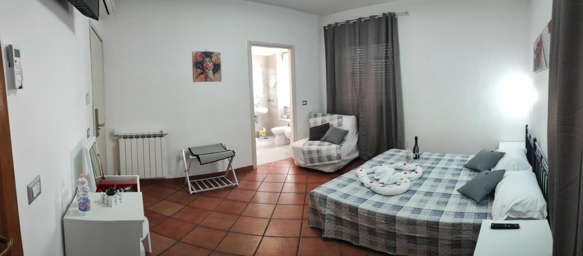 Royal House Fiumicino Hotell Exteriör bild